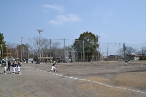 紫原中央公園にて練習・野球体験（3月14日）